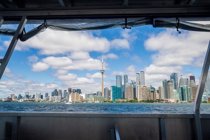 1-Hour Toronto Harbour Tour with Live Narration - Key points to know before booking