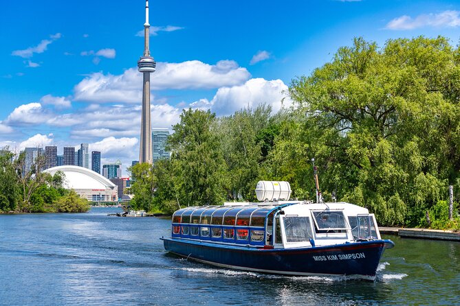 1-Hour Toronto Harbour Tour with Live Narration - Small groups can make the ride feel personal