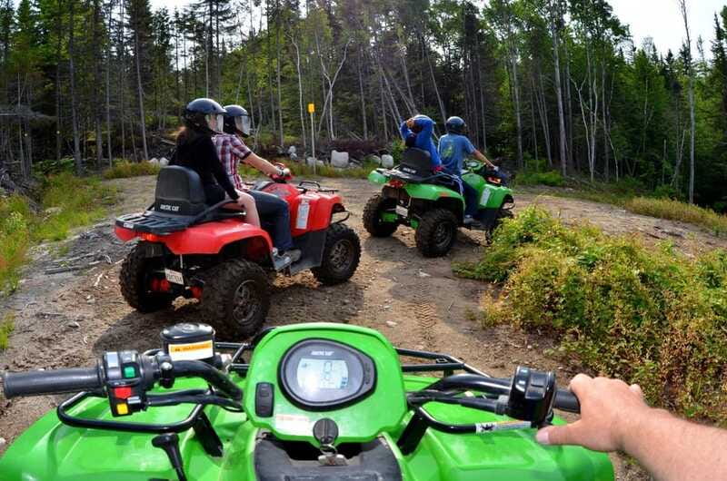 15 min. Tadoussac : Guided ATV tour excursion - Clothing, timing, and practical planning