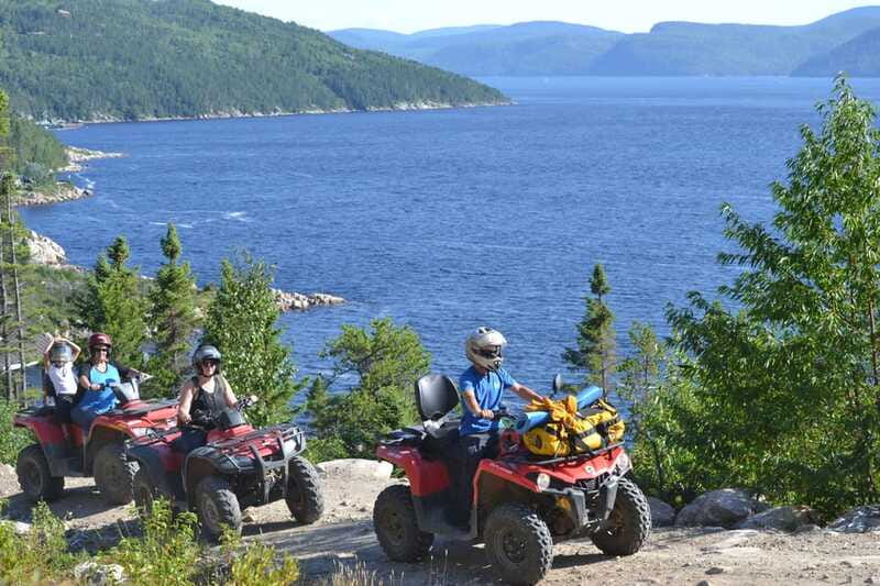 15 min. Tadoussac : Guided ATV tour excursion - The family question