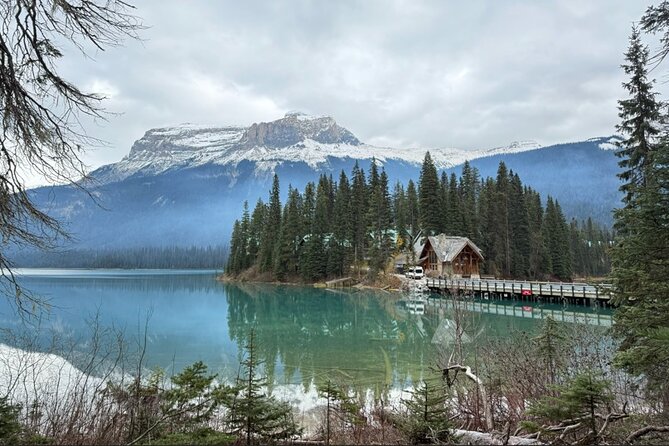 2-3 Days Lake Louise Moraine Gondola Johnston Canyon Icefield - Guides, group size, and the feel of the road
