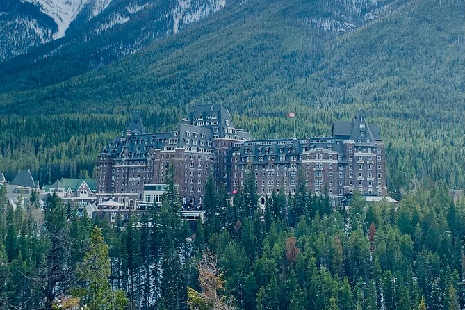 2 Day Banff Lake Louise Johnston Canyon Gondola Cave Basin tour - The guides and the ride between stops