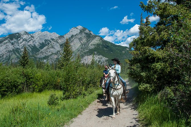 2 Hour Banff Horseback Riding Adventure - Banff National Park from the saddle