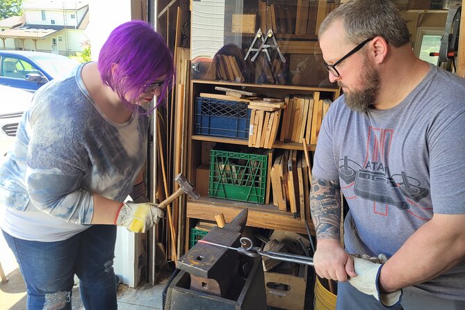 2 Hour Blacksmithing Experience in Niagara (Craft Class/Activity) - Turning Hot Iron Into Something You Made