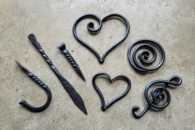 2 Hour Blacksmithing Experience in Niagara (Craft Class/Activity) - Timing Your Niagara Visit