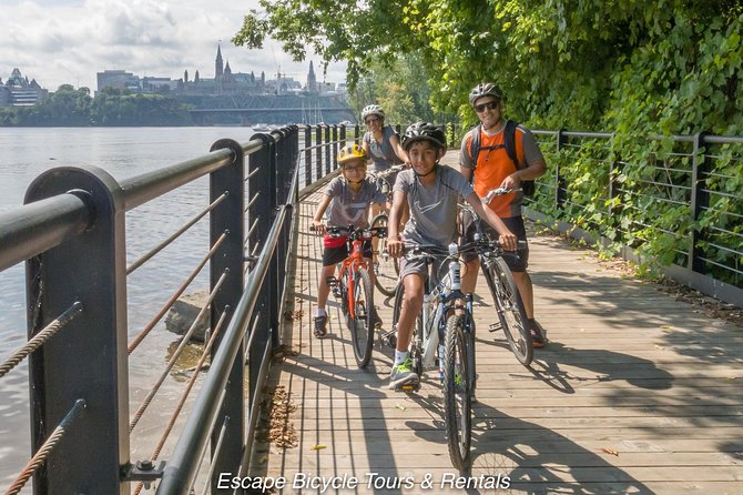 2-Hour Ottawa Express City Bike Tour - Parliament Hill from the best viewpoints