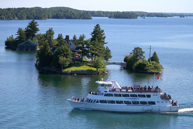 2-Hour Two Castle 1000 Islands Cruise from Ivy Lea - What the boat ride feels like for two hours and 15 minutes