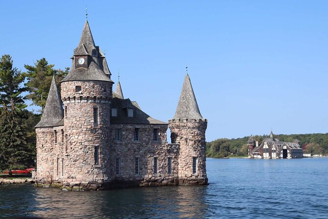 3 Day and 2 Night Tour: Toronto, 1000 Islands, and Niagara Falls - Who will get the most from this tour?