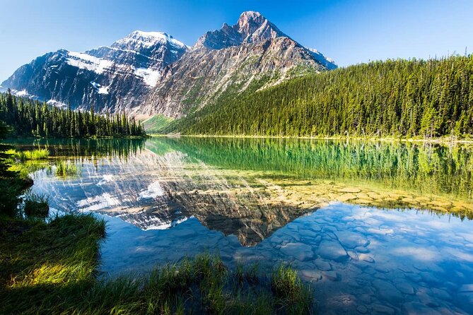 3-Day Columbia Icefield & Jasper Tour from Calgary,airport pickup - The return through Saskatchewan River Crossing