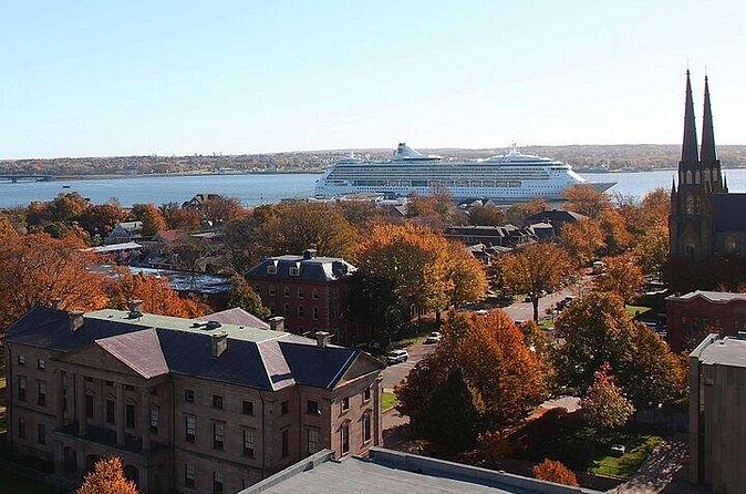 3 Hour E-Bike Tour of Charlottetown - From downtown to Victoria Park and the former experimental farm