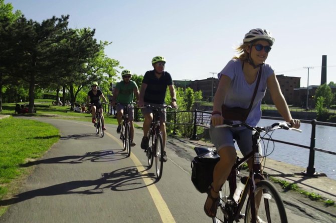 3 Hour Montreal City Bike Tour with Wine or Beer (AM & PM) - Regular bikes or e-bikes?