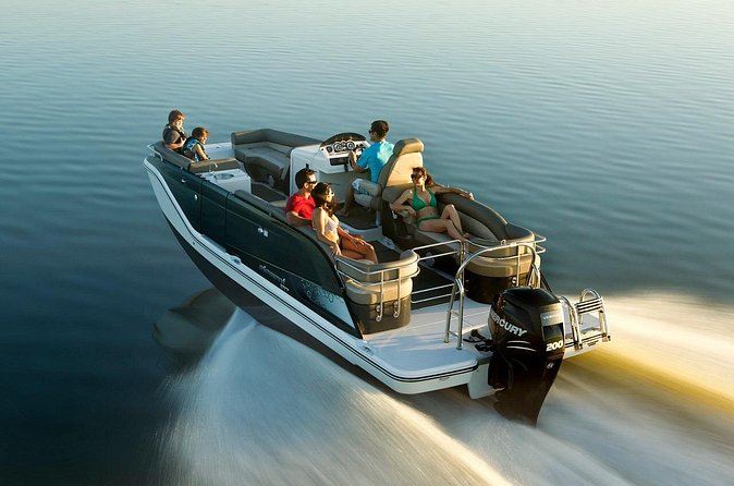 3h Boat Safari - Montreal’s Nature and Iconic Attractions Tour - Who should book this Montreal safari