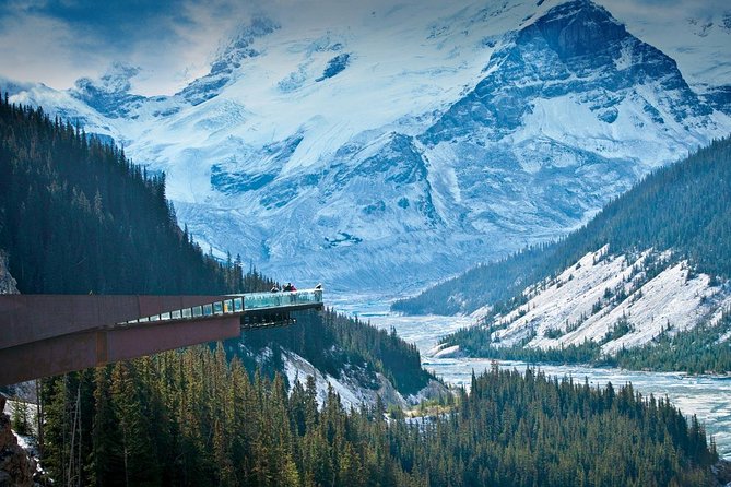 4-Day Authentic Jasper and Columbia Icefield Tour Package - What the $976.22 price really covers
