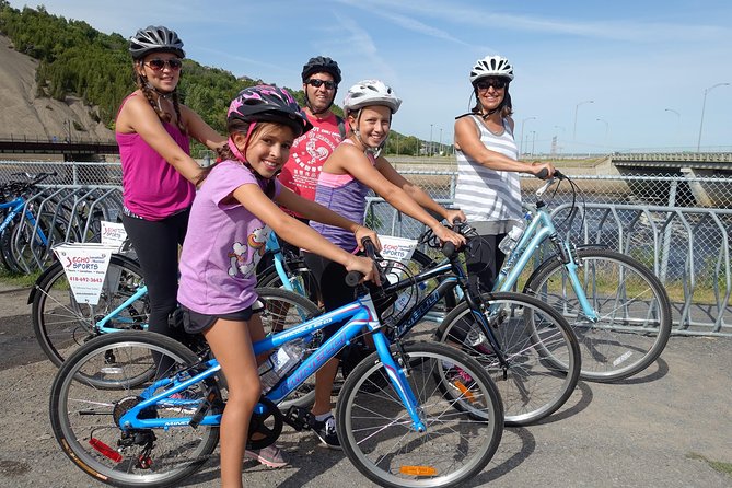 4 Hour Bike Rental in Quebec City with Autoguided Itineraries - Starting at Place de Paris