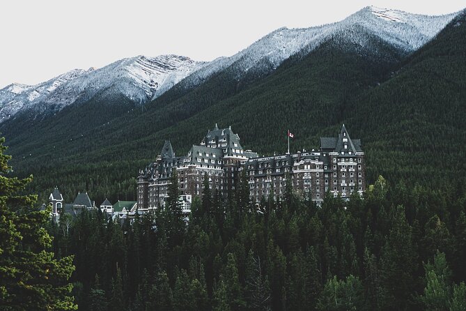 5-Day Banff Self-Guided package with Moraine & Lake Louise Tour - Two hours at Lake Louise