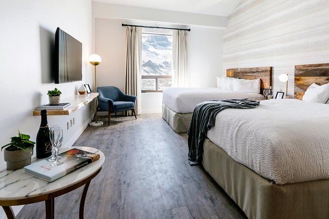 5 Day Rockies Mountains and Glaciers Tour, Icefield Parkway Hotel - What this Rockies route gives you in five days