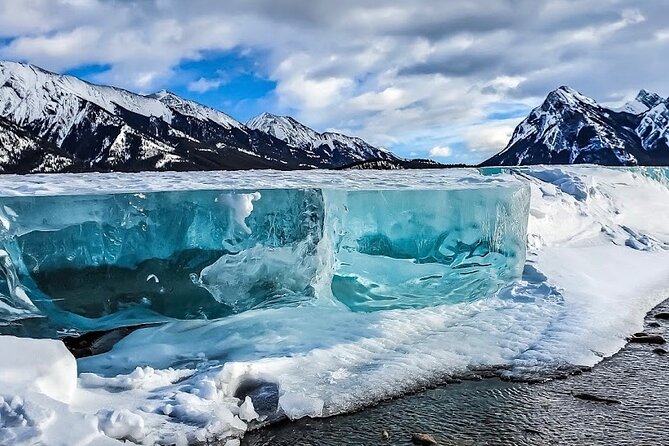 Abraham Ice Bubble/Sunwapta Falls,Snowshoeing,Icefield, Bow&Peyto - Key points to know before you book