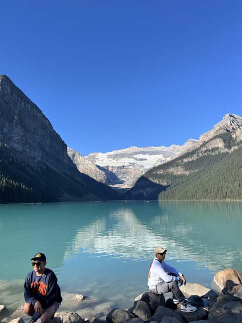 Abraham IceBubble, Peyto, Lake Louise, Bow Lake, Snowshoeing - Lake Louise is a beautiful winter finale, when roads allow