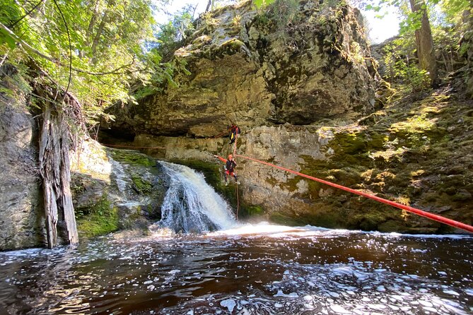 Adrenaline Canyoning Kelowna - How the guides shape the day