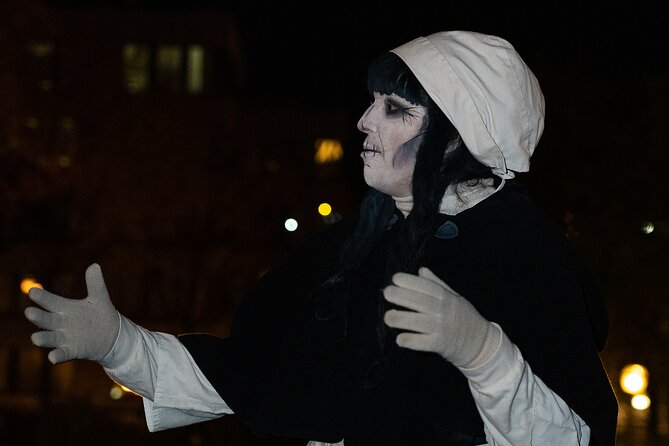 Animated Crime Walking Tour in Old Quebec - What the stories cover, and what they leave out