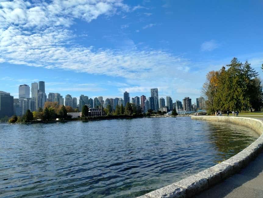 Aquarium & StanleyPark+20 Gem Spots+City/Vip Car+Small Group - Price, timing, and practical planning