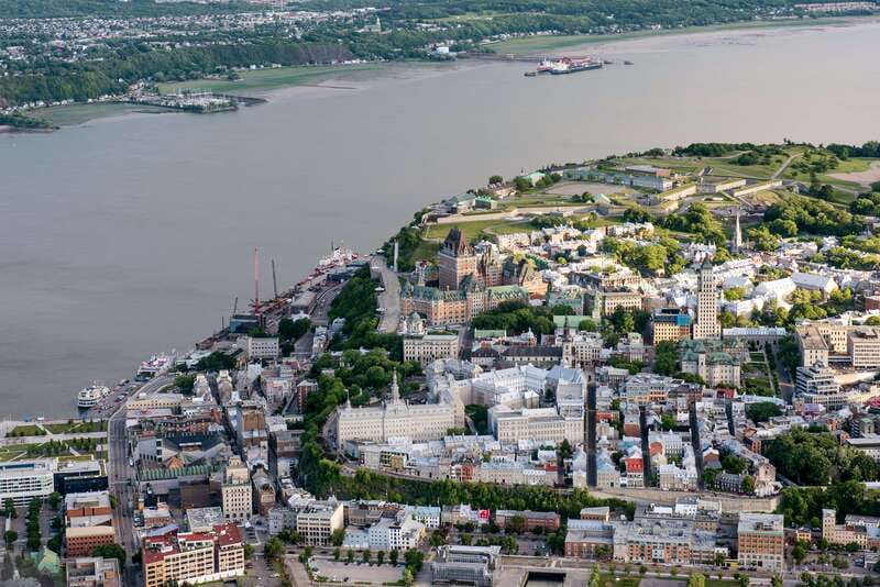 Attitude-Helicopter: Helicopter tour of Quebec City - Why Quebec City makes a fine helicopter flight