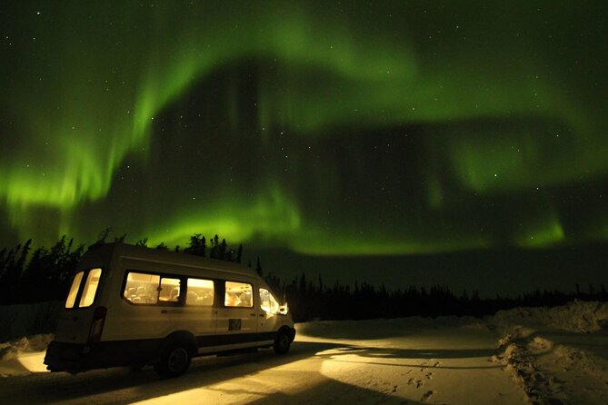 Aurora Hunting Tours - Timing, pickup, and the long northern night