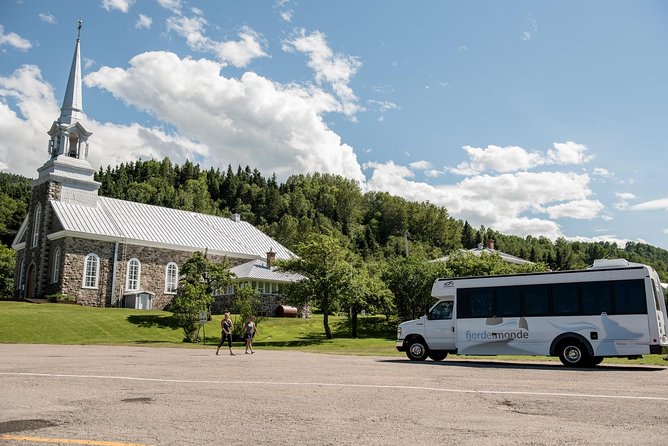 Back Country of the Fjord and the National Park - Saint-Félix-d’Otis and Rivière-Éternité by minibus