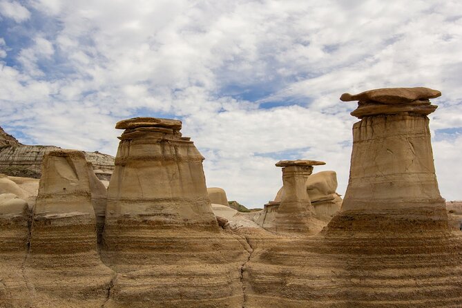 Badlands Tour: Drumheller with Museum, Hoodoos & Dinosaurs - Why this Calgary to Drumheller day trip works
