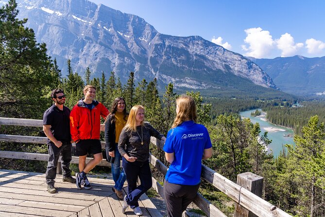 Banff and its Wildlife - Year Round Tour - What the guide adds to a short route