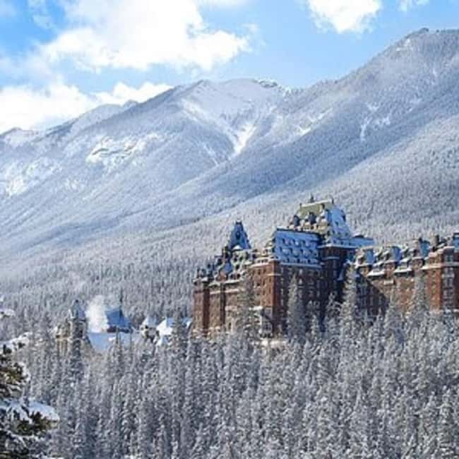 Banff/Calgary:Banff National Park&Johnston Canyon 1-Day Tour - Lake Minnewanka and the mountain road