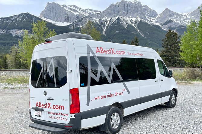 Banff |Canmore| Kananaskis to Calgary YYC Airport–Private Shuttle - Timing your airport arrival wisely