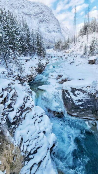 Banff & Canmore: Lake Louise & Marble Canyon