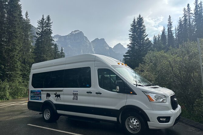Banff/Canmore Shuttle to Moraine Lake and Lake Louise(1.5h each) - Lake Louise: room for views, walking, or a canoe