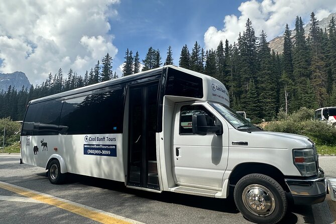 Banff/Canmore Shuttle to Moraine Lake and Lake Louise(1.5h each) - Who will get the most from this outing