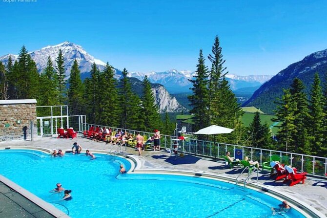 Banff: Gondola, Hot Spring and Three Lakes Tour - The Banff sign: a useful final photograph