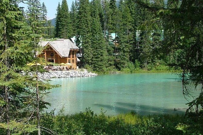 Banff Gondola, Lake Louise, Emerald Lake and Lake Minnewanka Tour - Emerald Lake in Yoho National Park