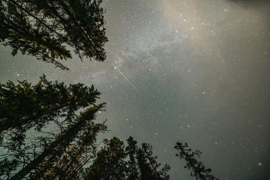 Banff: Guided Sunset and Stargazing Tour - Watching the last light fade over the mountains