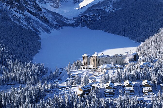 Banff Highlights: Moraine Lake, Lake Louise and beyond - Mount Norquay Lookout starts the day