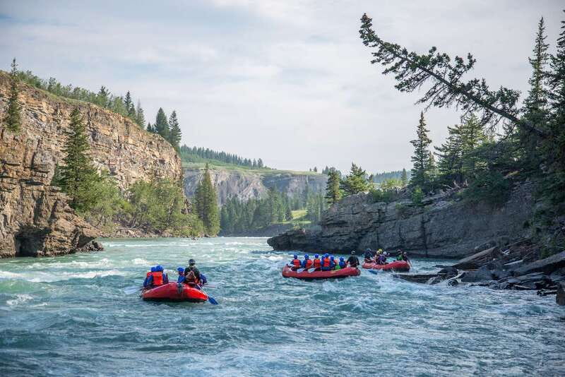 Banff: Horseshoe Canyon Whitewater Rafting Tour - The scenery works between the rapids