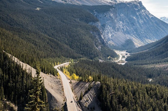Banff Icefield Parkway Private Full Day Tour - What the $298.81 group price really means
