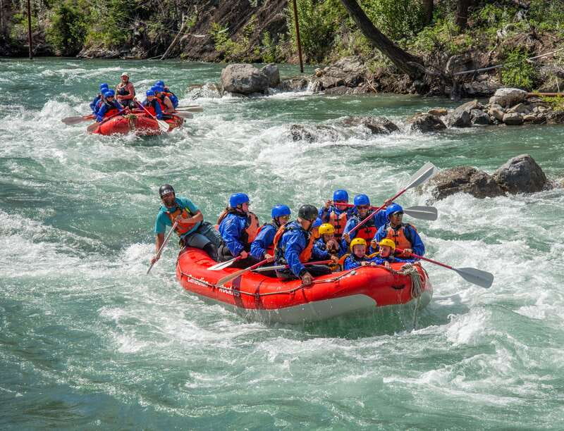 Banff: Kananaskis River Whitewater Rafting Tour - The five-minute ride to the river