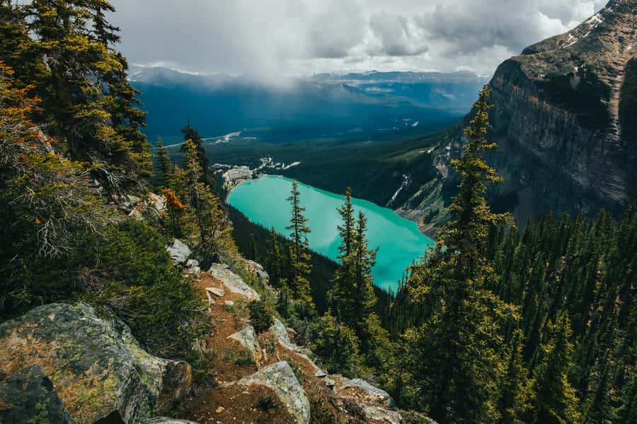 Banff: Lake Louise,Lake Minnewanka,Emerald Lake & Banff Town - Key points to know before booking