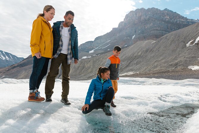 Banff: Lake Louise, Marble Canyon, Bow Lake, Peyto Lake Tour - The long drive and the need for a lunch plan
