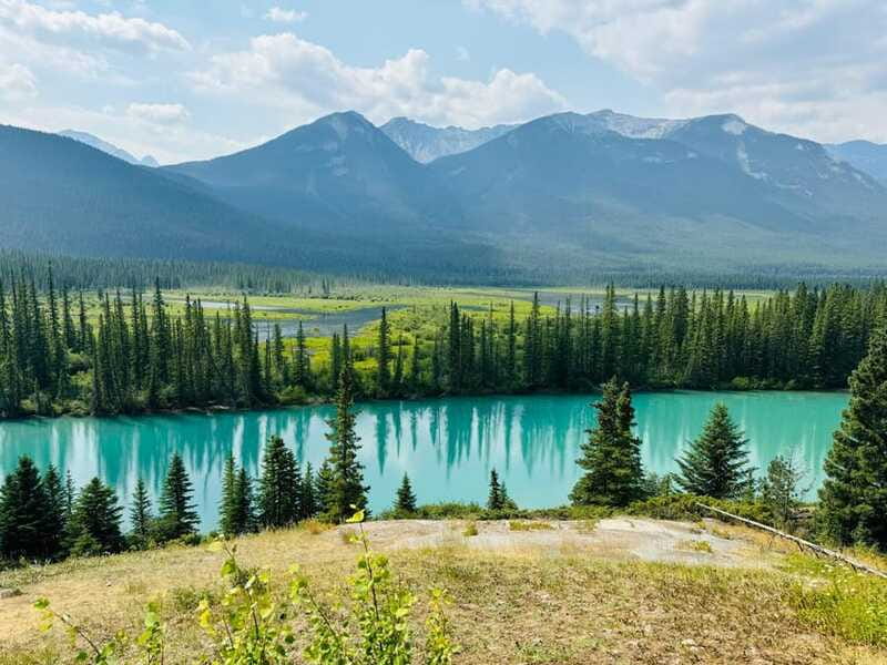 Banff: Lake Louise, Moraine, Emerald Lake & Johnston Canyon - Moraine Lake depends on the calendar