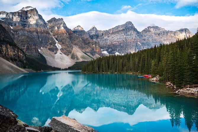 Banff Lake Louise Moraine & Emerald Lake Tour - Key points at a glance