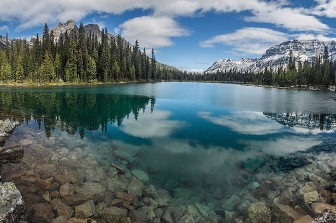 Banff Lake Louise Moraine & Emerald Lake Tour - Why this one-day Rockies route works