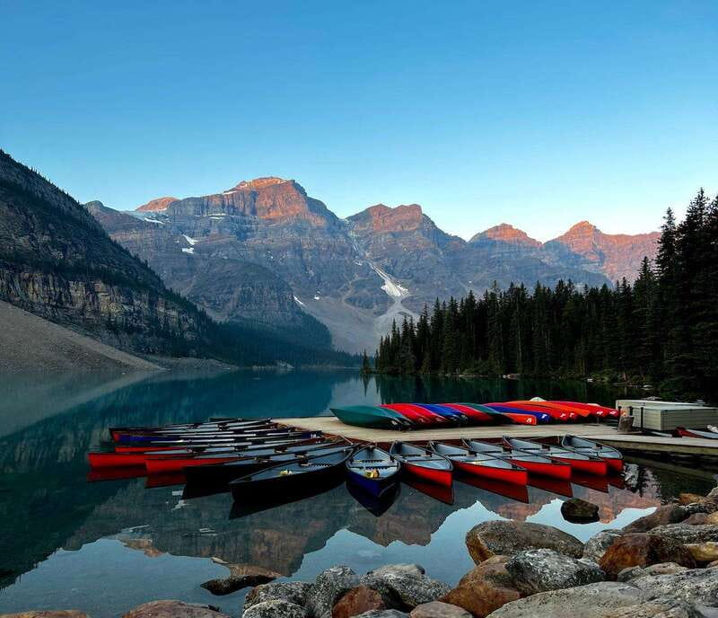 Banff - Lake Louise Moraine Lake and Icefields Parkway Tour - Why this full-day route works