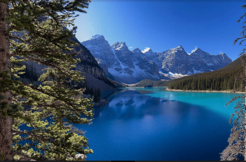 Banff - Lake Louise Moraine Lake and Icefields Parkway Tour - Lake Louise and Moraine Lake, the main event