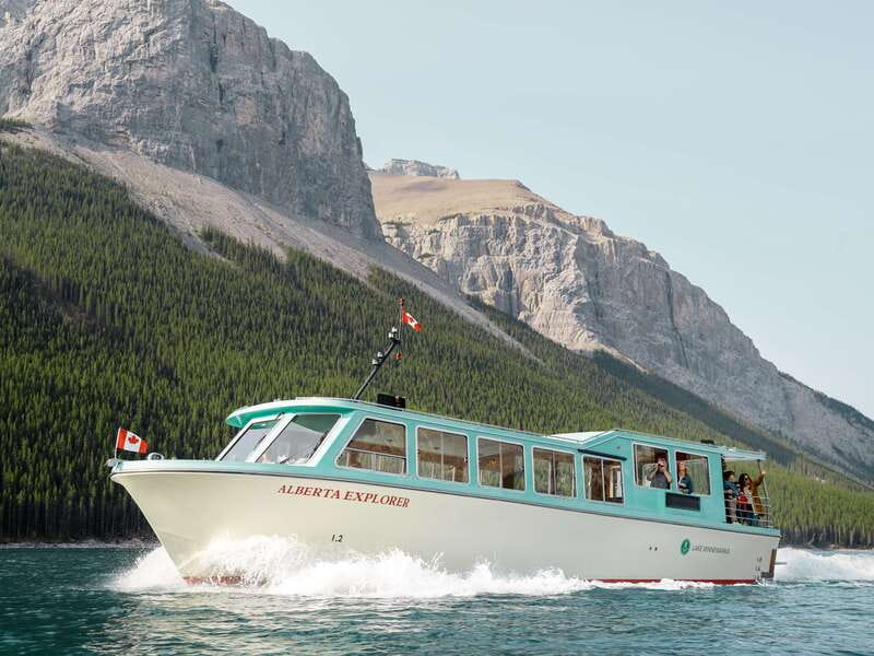 Banff: Lake Minnewanka Cruise - Weather, timing, and seasonal tradeoffs